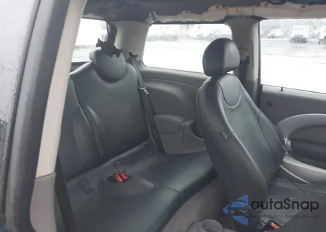 2002 Mini Cooper from USA, damaged, VIN WMWRC334X2TC37417